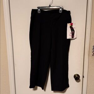 NWT Women with Control Black Capri Pants By Renee Greenstein